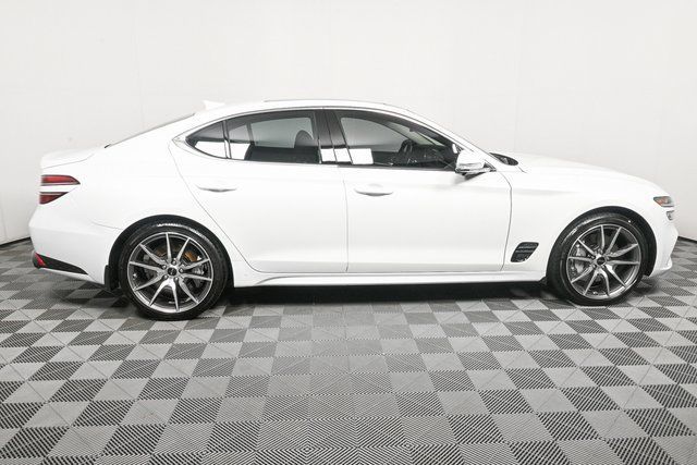 2026 Genesis G70 2.5T Prestige photo 2