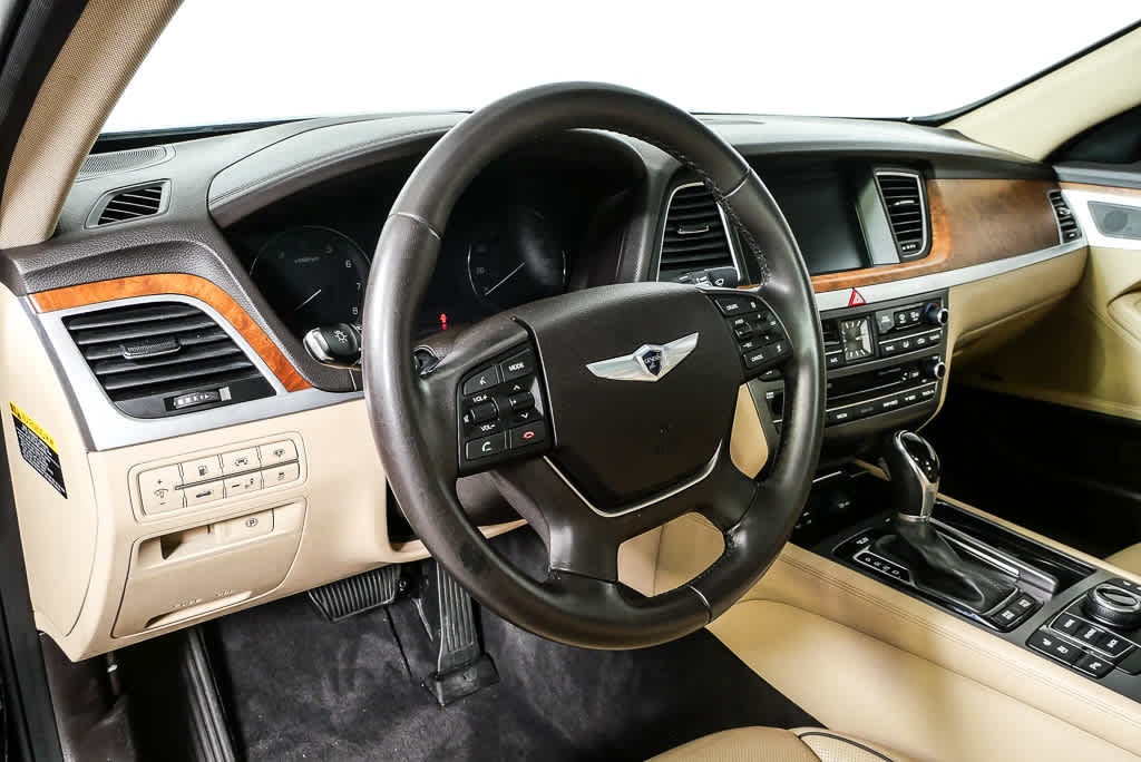 Used 2015 Hyundai Genesis 5.0L Sdn V8 RWD