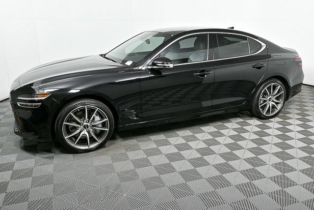 2025 Genesis G70 2.5T photo 4
