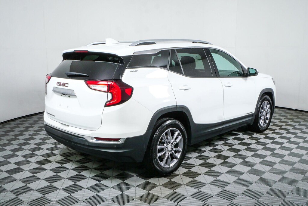 Used 2022 GMC Terrain SLT SUV