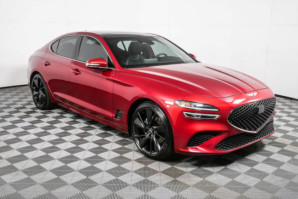 2023 GENESIS G70 Standard's photo