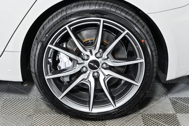 2025 GENESIS G70 Standard - Photo 10
