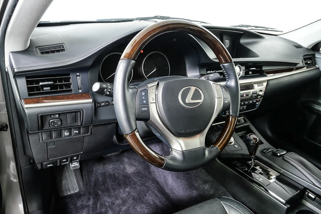 Used 2015 Lexus ES 350 Sdn