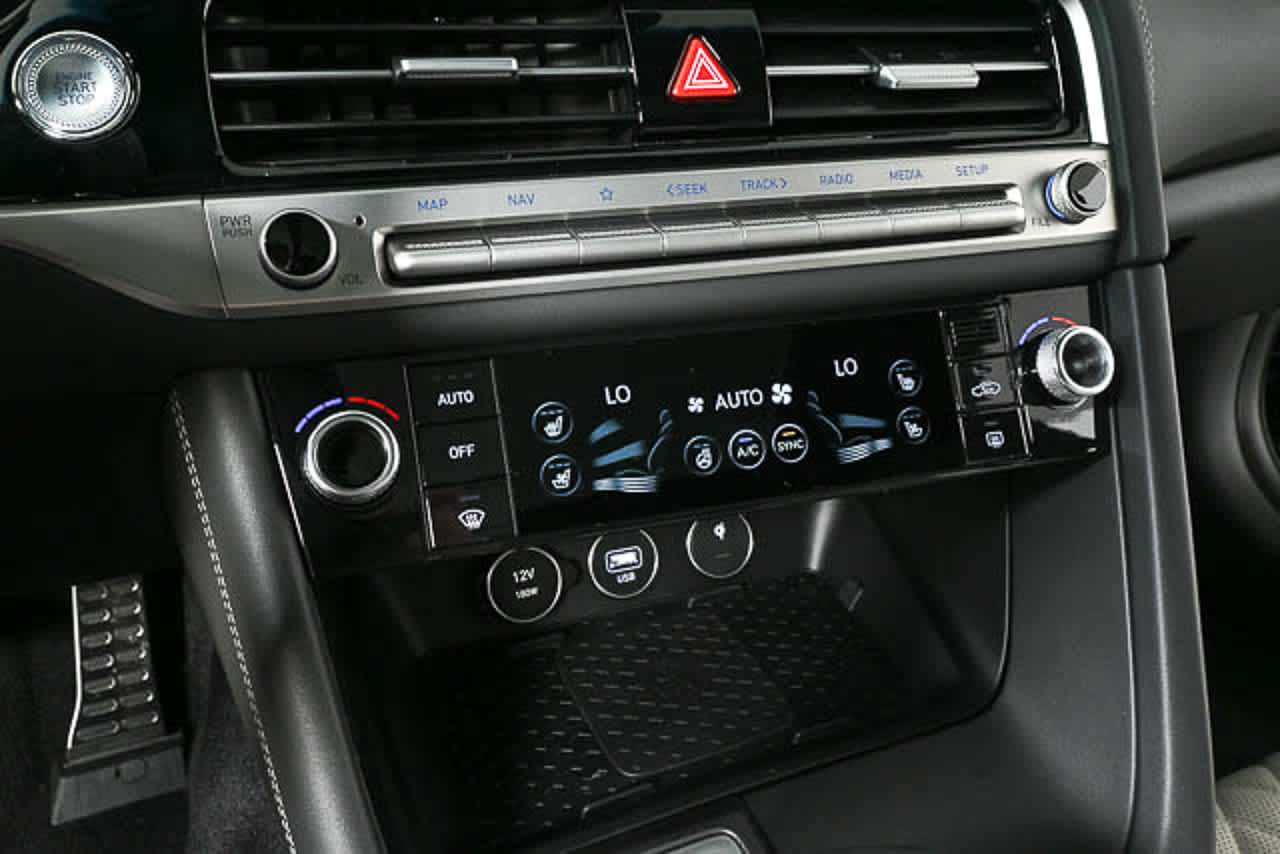 2025 GENESIS G70 Sport Advanced - Photo 48