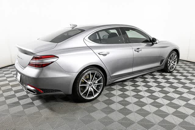 2025 GENESIS G70 Standard - Photo 5