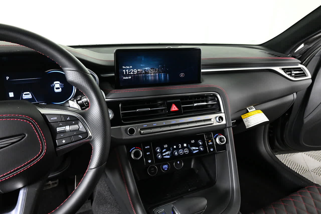 2025 GENESIS G70 Sport Advanced - Photo 14