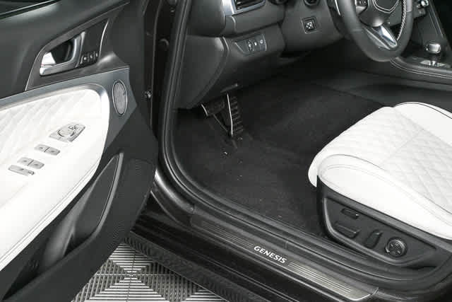 2025 GENESIS G70 Sport Advanced - Photo 6