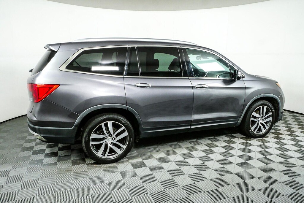 Used 2016 Honda Pilot Elite SUV