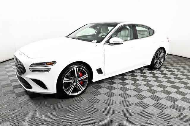 2025 GENESIS G70 Standard's photo