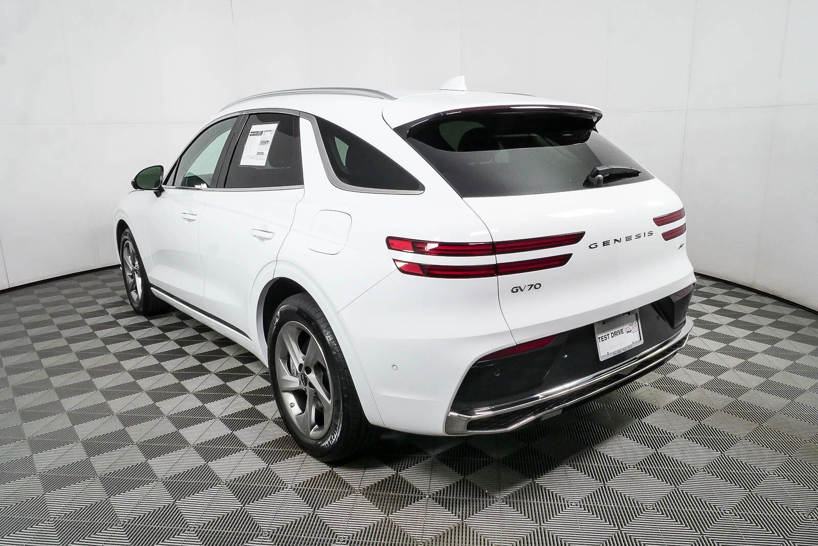2026 GENESIS GV70 Advanced - Photo 27