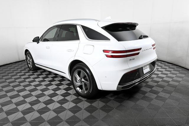 2026 Genesis GV70 2.5T Advanced photo 3