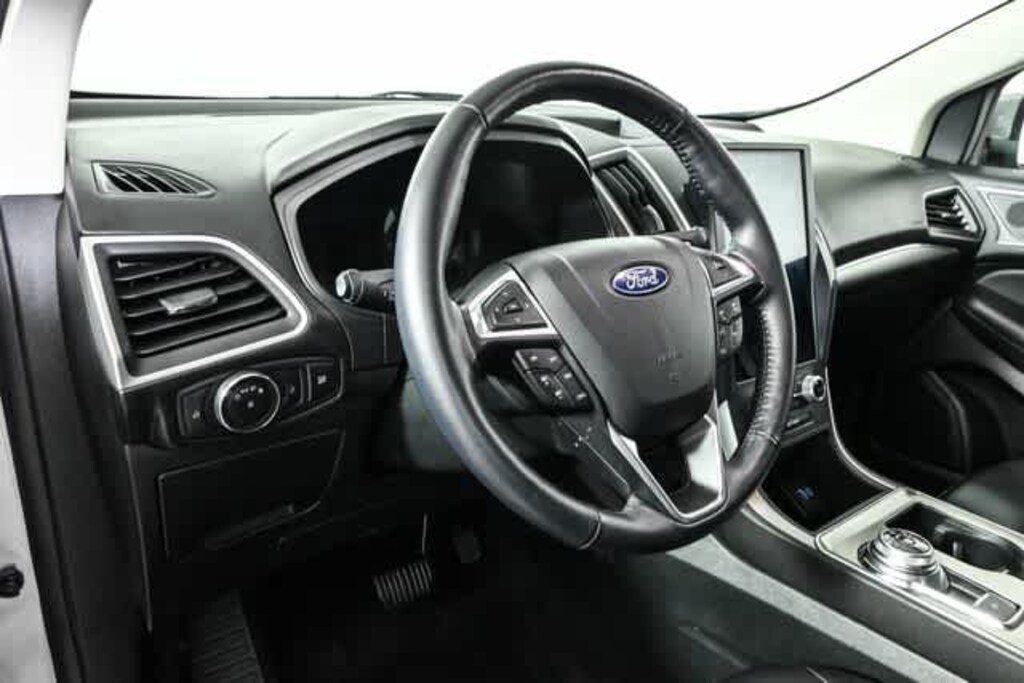 Used 2022 Ford Edge SEL AWD