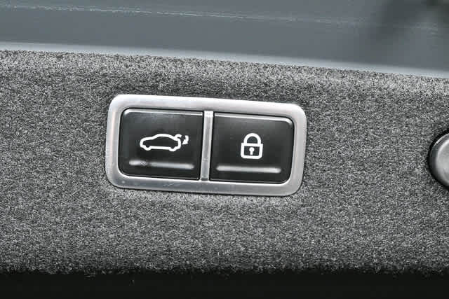 2025 GENESIS G70 Sport Advanced - Photo 24