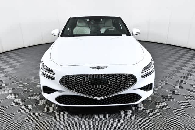 2025 GENESIS G70 Standard - Photo 7