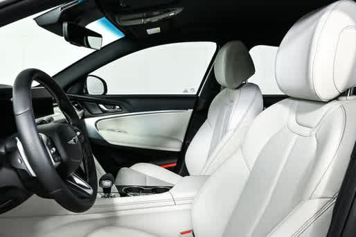 2025 GENESIS G70 Standard - Photo 15