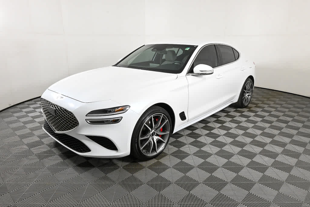 2025 GENESIS G70 Standard's photo