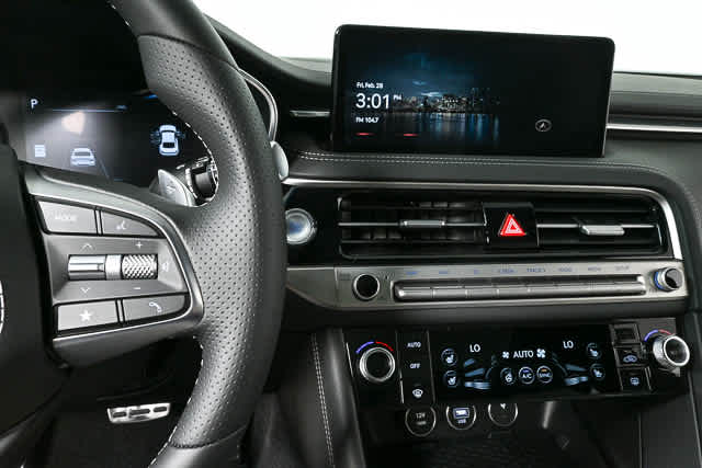 2025 GENESIS G70 Sport Advanced - Photo 11