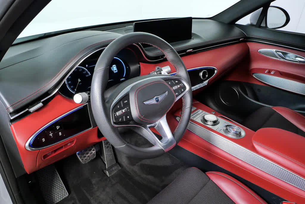 2024 Genesis GV70 2.5T photo 2