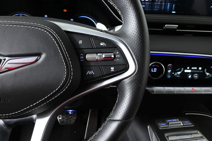 2025 GENESIS GV70 Sport - Photo 10