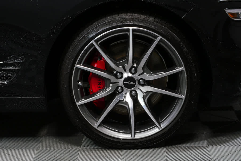 2025 GENESIS G70 Standard - Photo 36