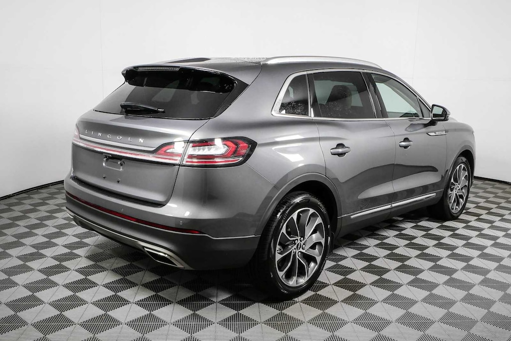 Used 2022 Lincoln Nautilus Reserve SUV