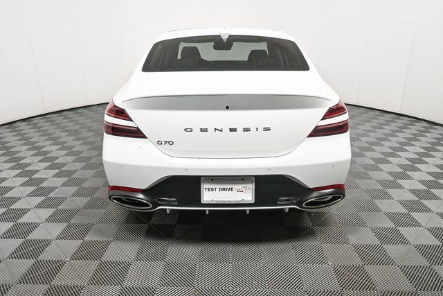 2026 Genesis G70 2.5T Prestige photo 4