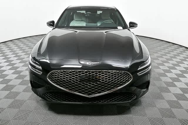 2025 GENESIS G70 Standard - Photo 7