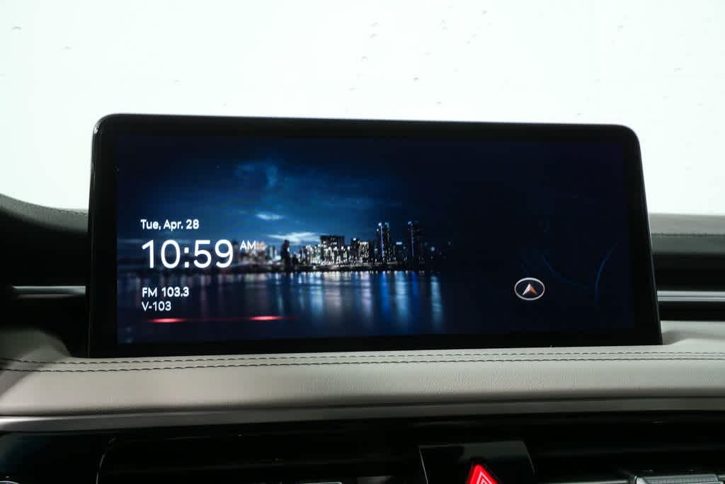 2025 GENESIS G70 Standard - Photo 13