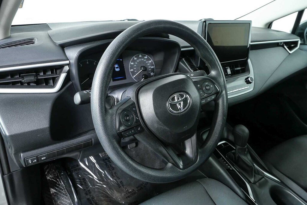 Used 2025 Toyota Corolla LE Sedan