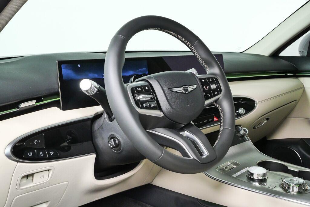 New 2026 Genesis GV70 SUV