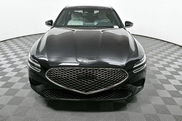 2025 Genesis G70 2.5T photo 2