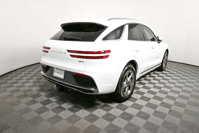 2026 Genesis GV70 2.5T Advanced photo 3