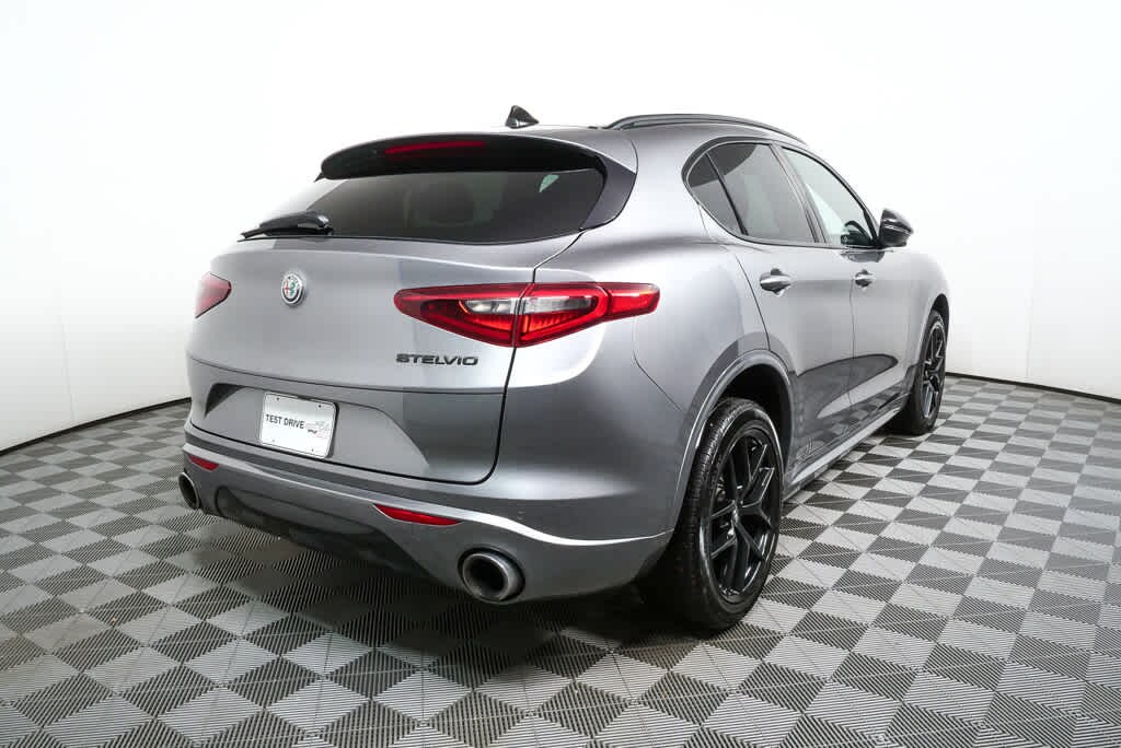 Used 2021 Alfa Romeo Stelvio RWD