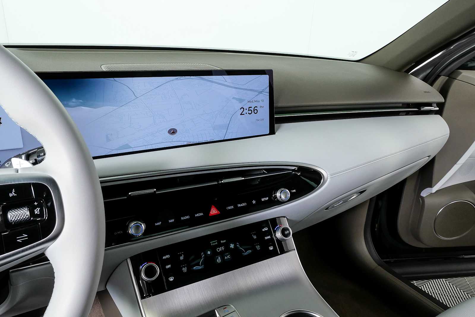 2026 GENESIS GV70 Advanced - Photo 13