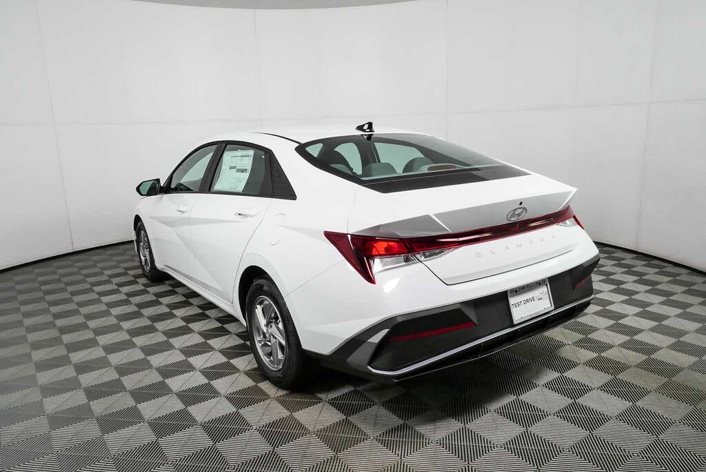 New 2026 Hyundai Elantra SE Sedan