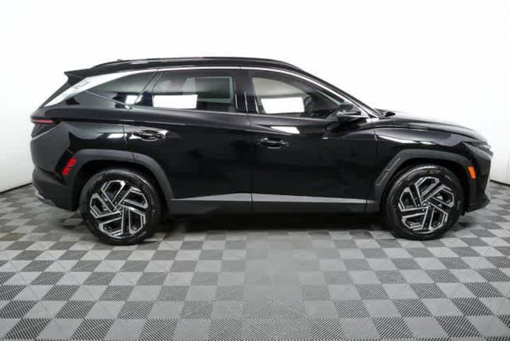 New 2026 Hyundai Tucson Limited FWD