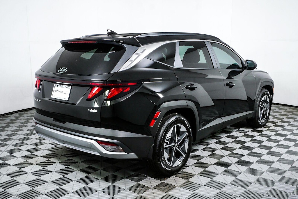 New 2026 Hyundai Tucson Hybrid SEL SUV