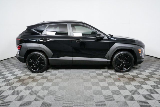 2026 Hyundai Kona SEL photo 2