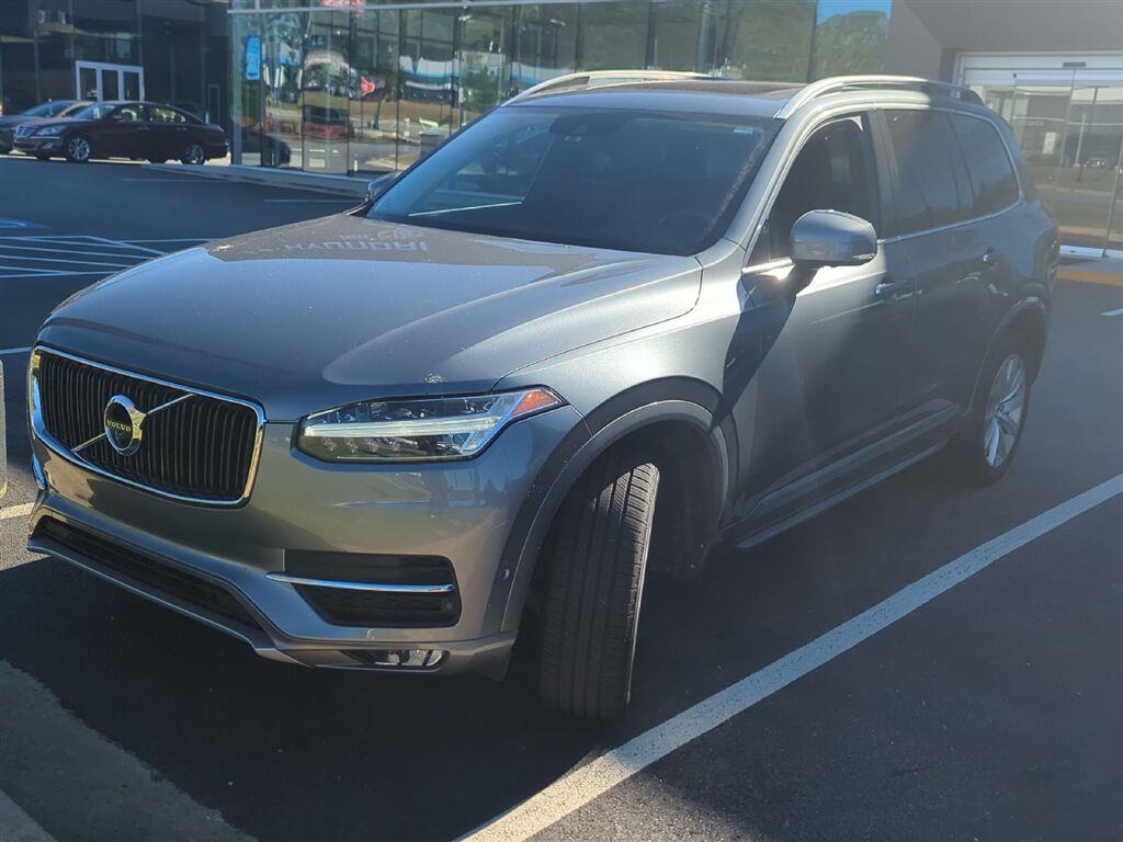 Used 2018 Volvo XC90 Momentum SUV