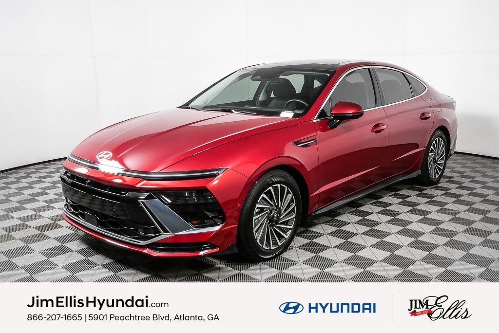 Certified 2025 Hyundai Sonata Hybrid Limited Sedan