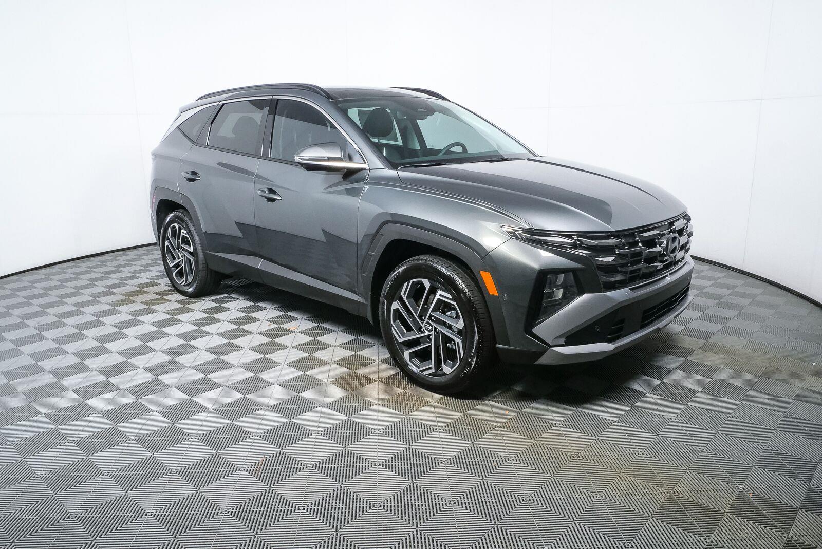  Hyundai Tucson Hybrid