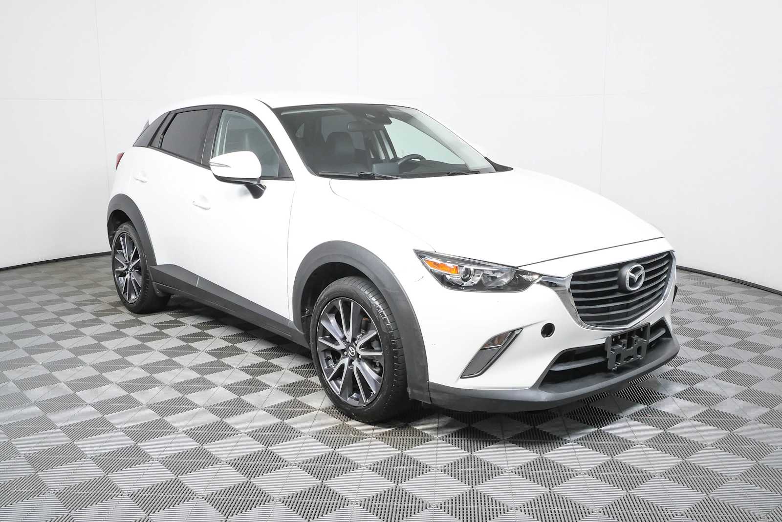 2018 Mazda CX-3 Touring's photo