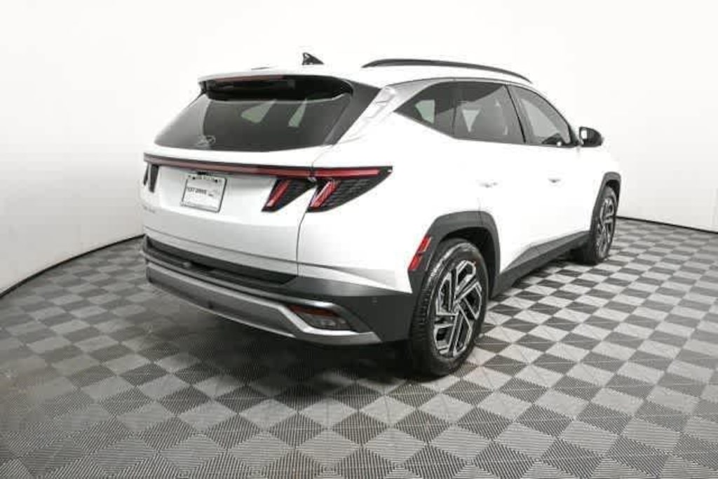 New 2026 Hyundai Tucson Limited SUV