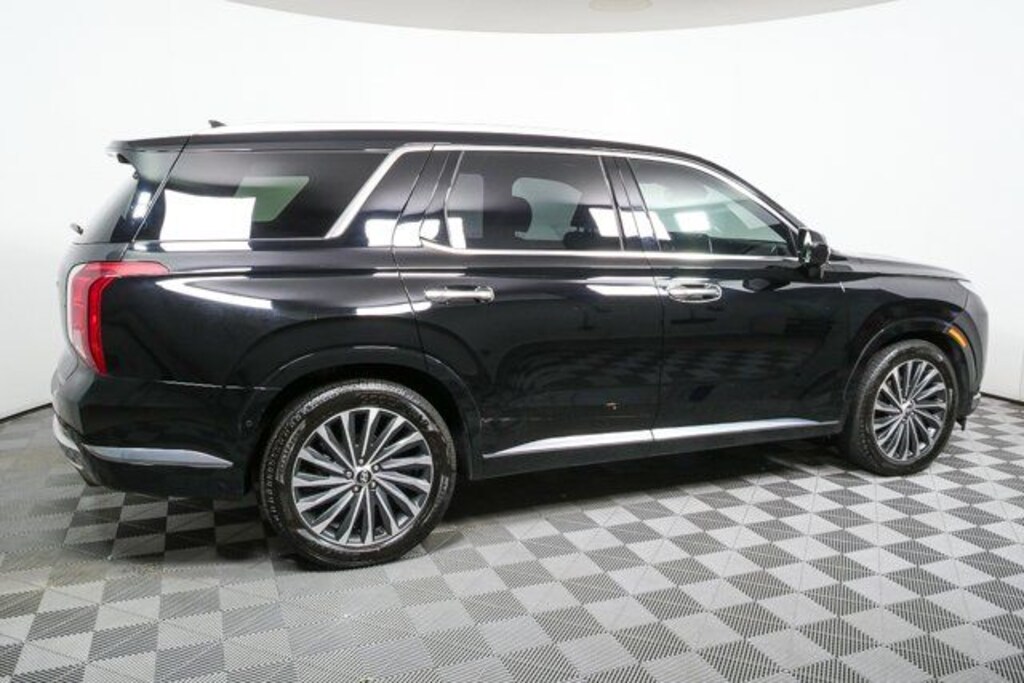 Used 2023 Hyundai Palisade Calligraphy SUV