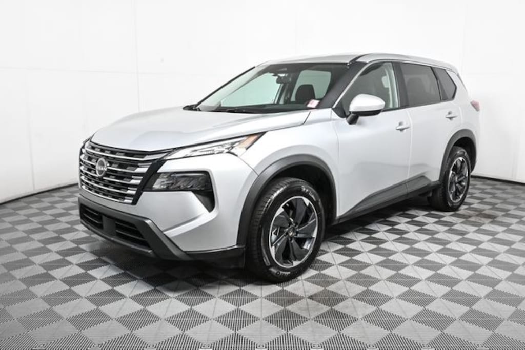 Used 2025 Nissan Rogue SV SUV