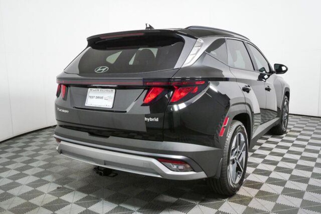 New 2026 Hyundai Tucson Hybrid SEL SUV