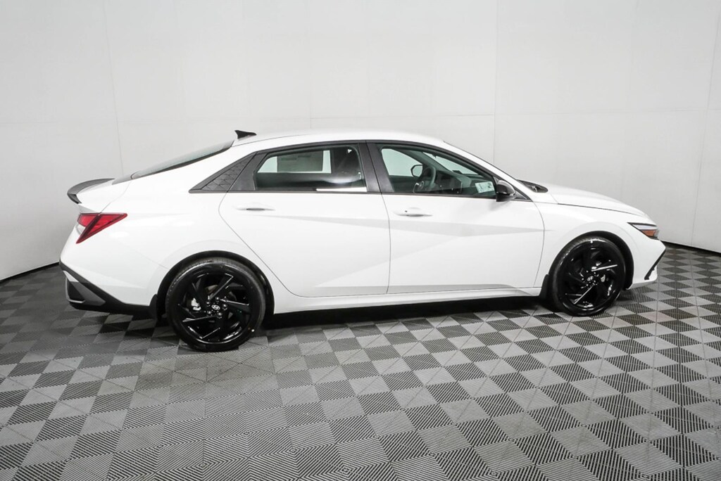 New 2026 Hyundai Elantra SEL Sport Sedan