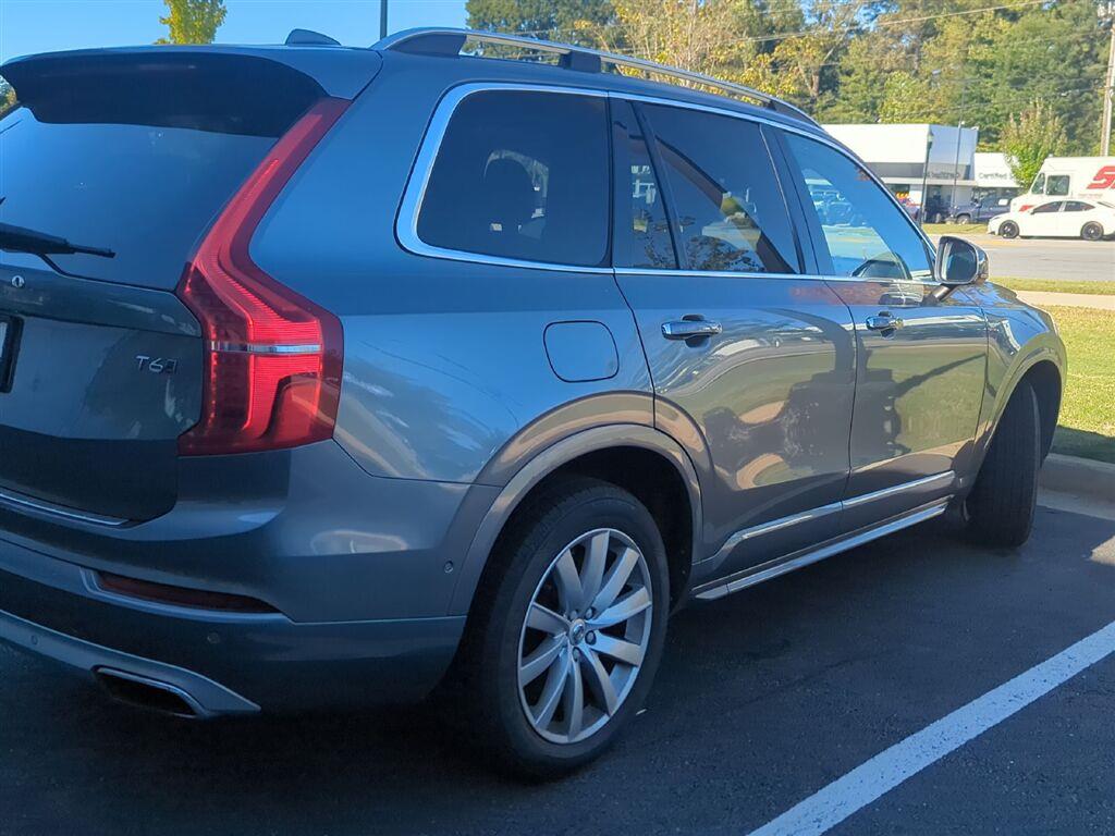 Used 2018 Volvo XC90 Momentum SUV