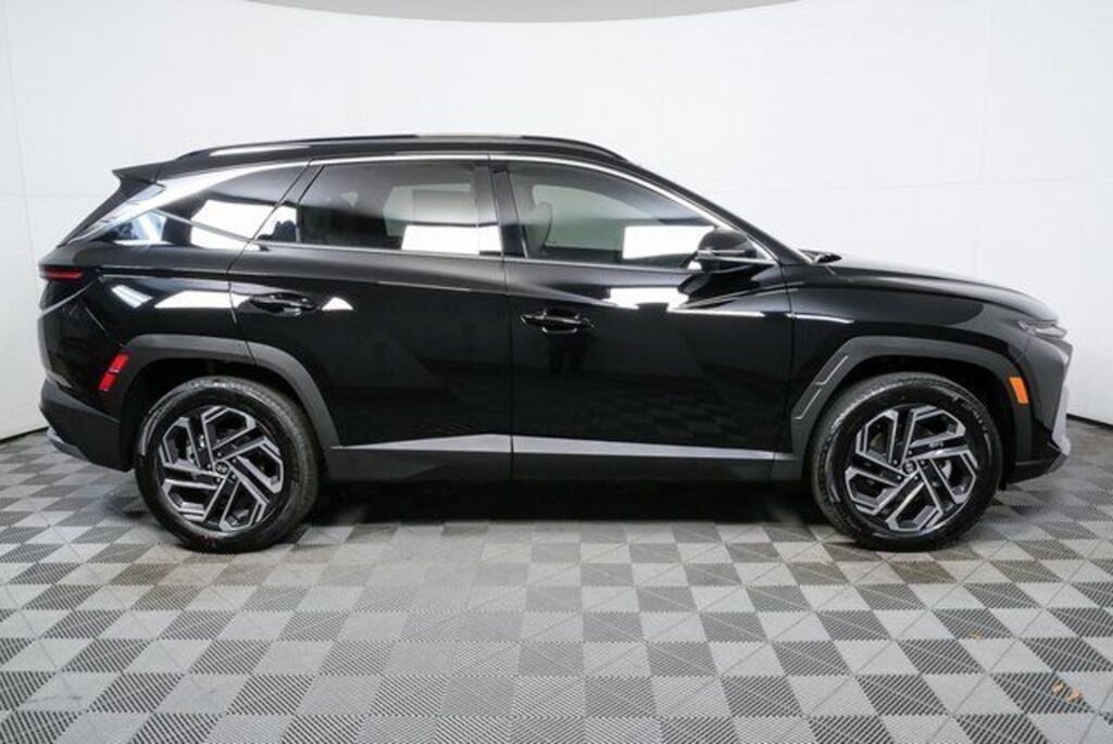 New 2026 Hyundai Tucson Hybrid Limited SUV