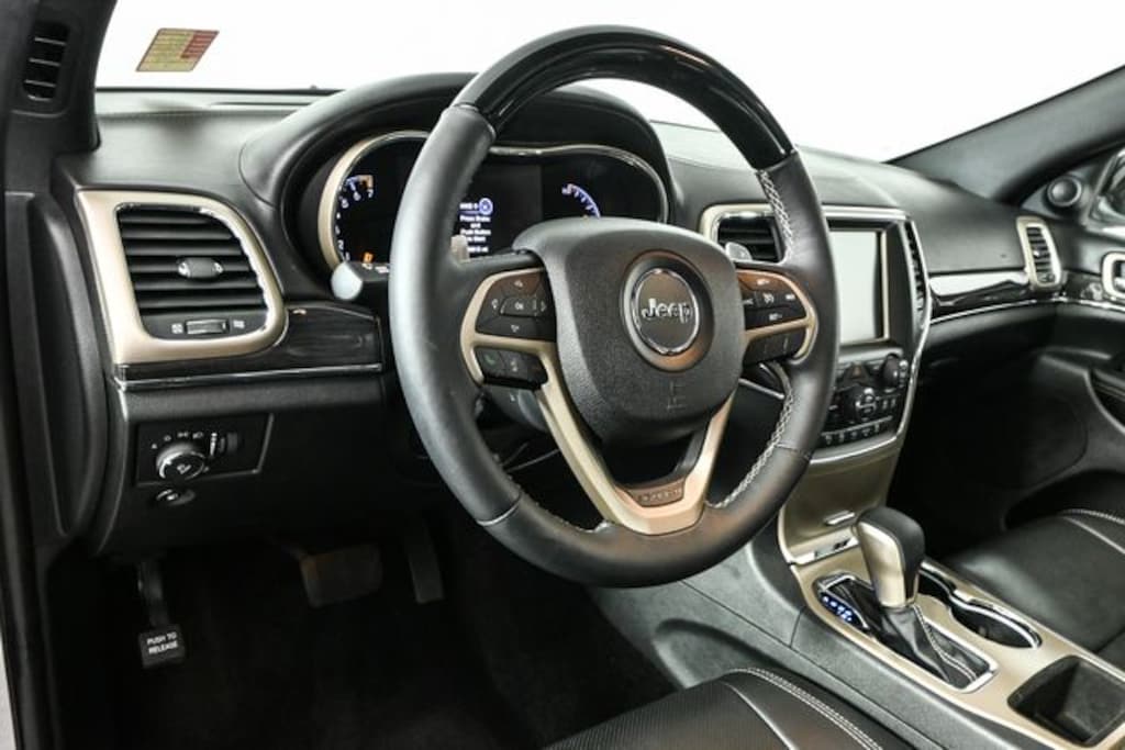 Used 2017 Jeep Grand Cherokee Overland SUV